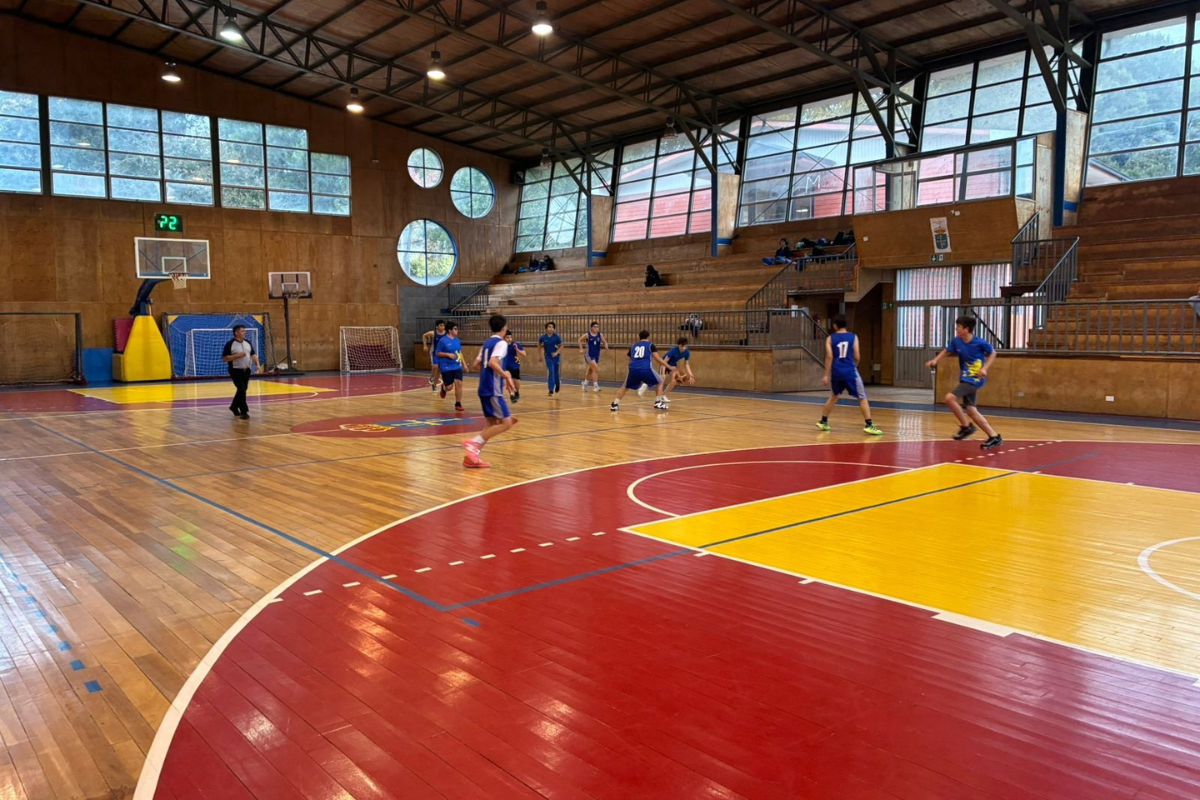 Taller de Básquetbol suma encuentros amistosos y prepara nueva participación deportiva