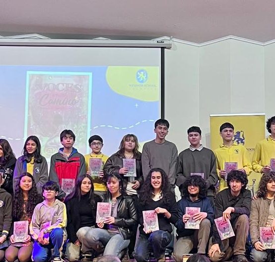 Presentación del libro Voces en el camino