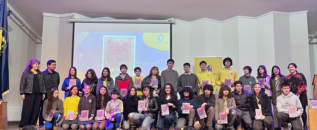Presentación del libro Voces en el camino