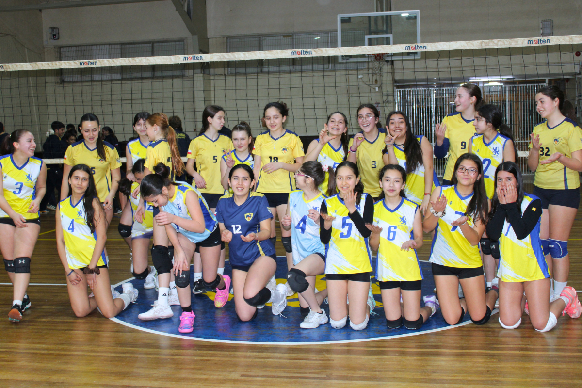 Windsor School recibió al colegio Saint George’s de Santiago en jornada deportiva Windsor School recibió al colegio Saint George’s de Santiago en jornada deportiva